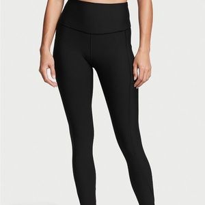 Victoria's Secret Knockout legging